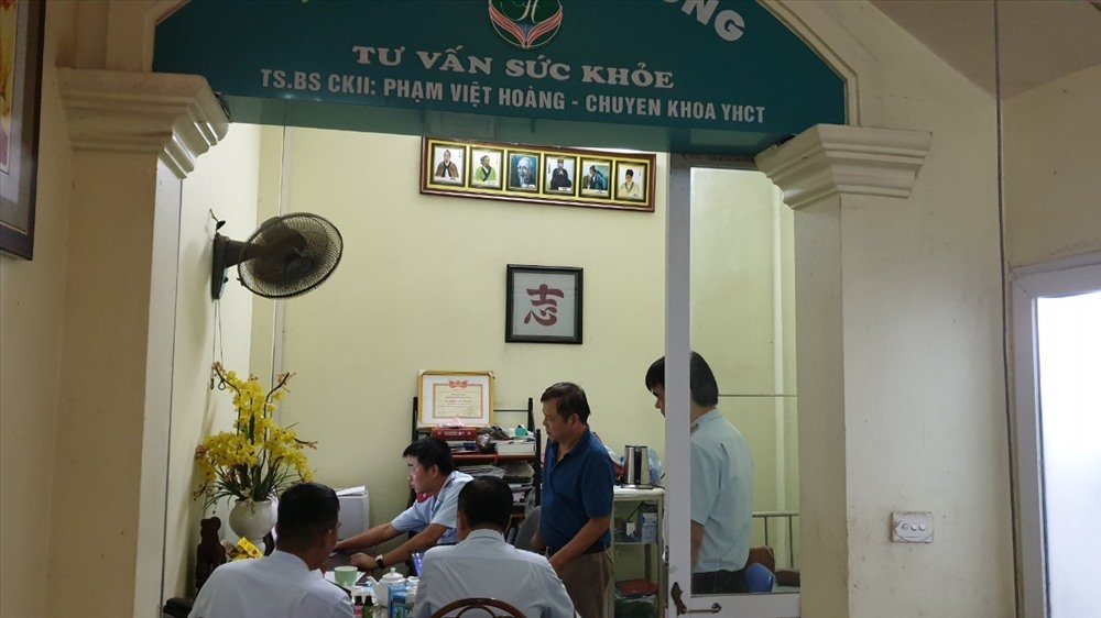 Cơ quan chức năng 