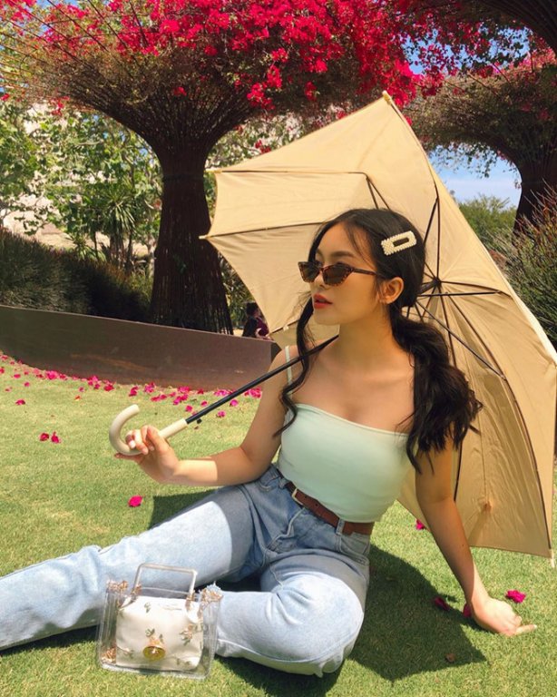 5 blogger goc Viet song o My theo duoi phong cach goi cam hinh anh 8 