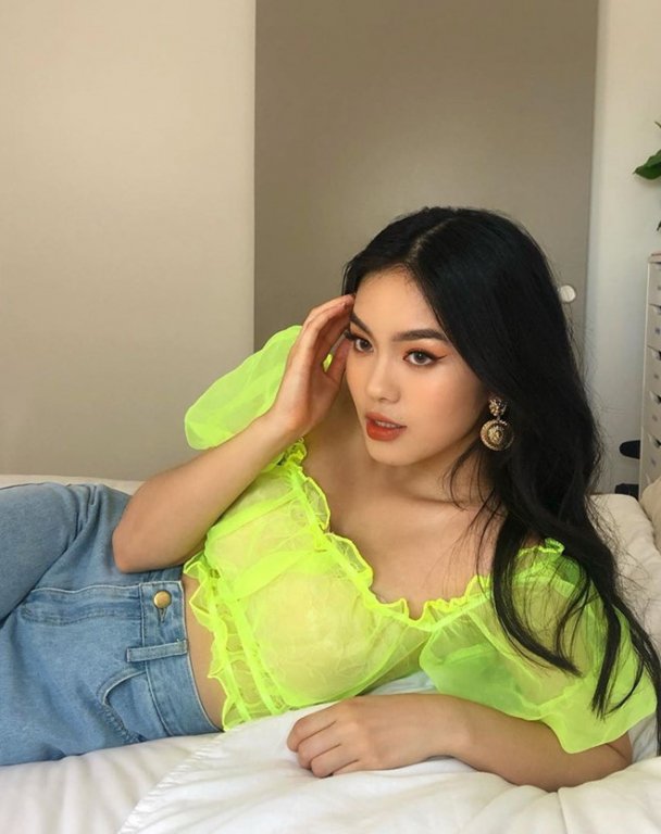 5 blogger goc Viet song o My theo duoi phong cach goi cam hinh anh 9 