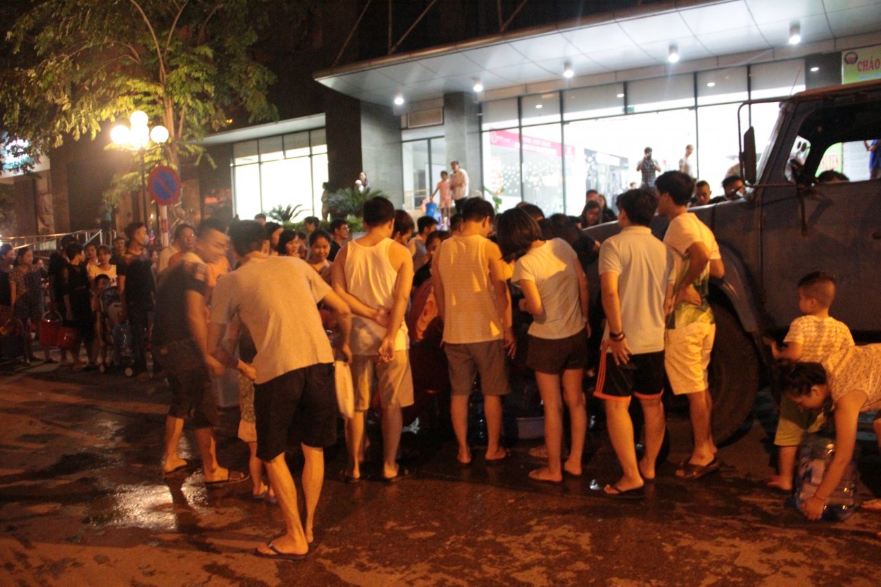 Người Hà Nội khổ sở đên cũng phải dậy 