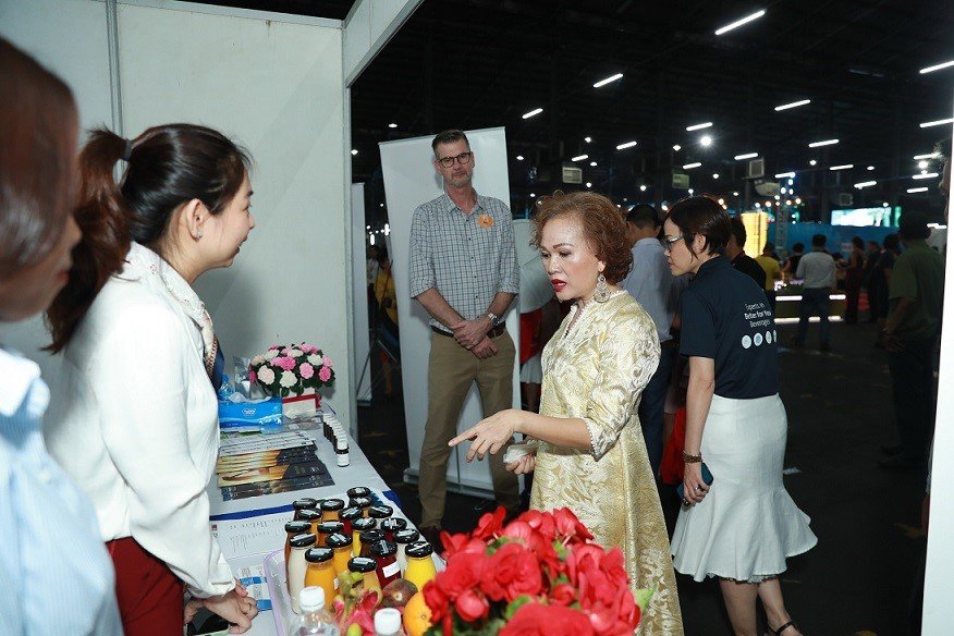 cuoc-tro-chuyen-voi-tuong-lai-va-loi-cam-ket-100-nam-phat-trien-cua-tan-hiep-phat