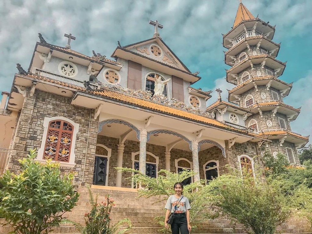 Doi Thien An xu Hue dep tho mong, thu hut gioi tre check-in hinh anh 6 