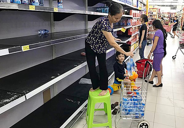 Một tuần khủng hoảng nước của người Hà Nội