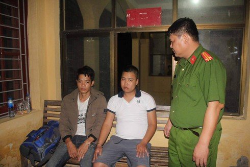 Thông tin bất ngờ về nguồn gốc lượng dầu thải đổ xuống đầu nguồn nước sông Đà
