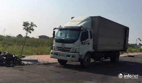 Thông tin bất ngờ về nguồn gốc lượng dầu thải đổ xuống đầu nguồn nước sông Đà