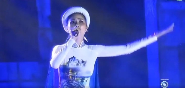 Hoàng Hạnh bị chê hát như tra tấn ca khúc 