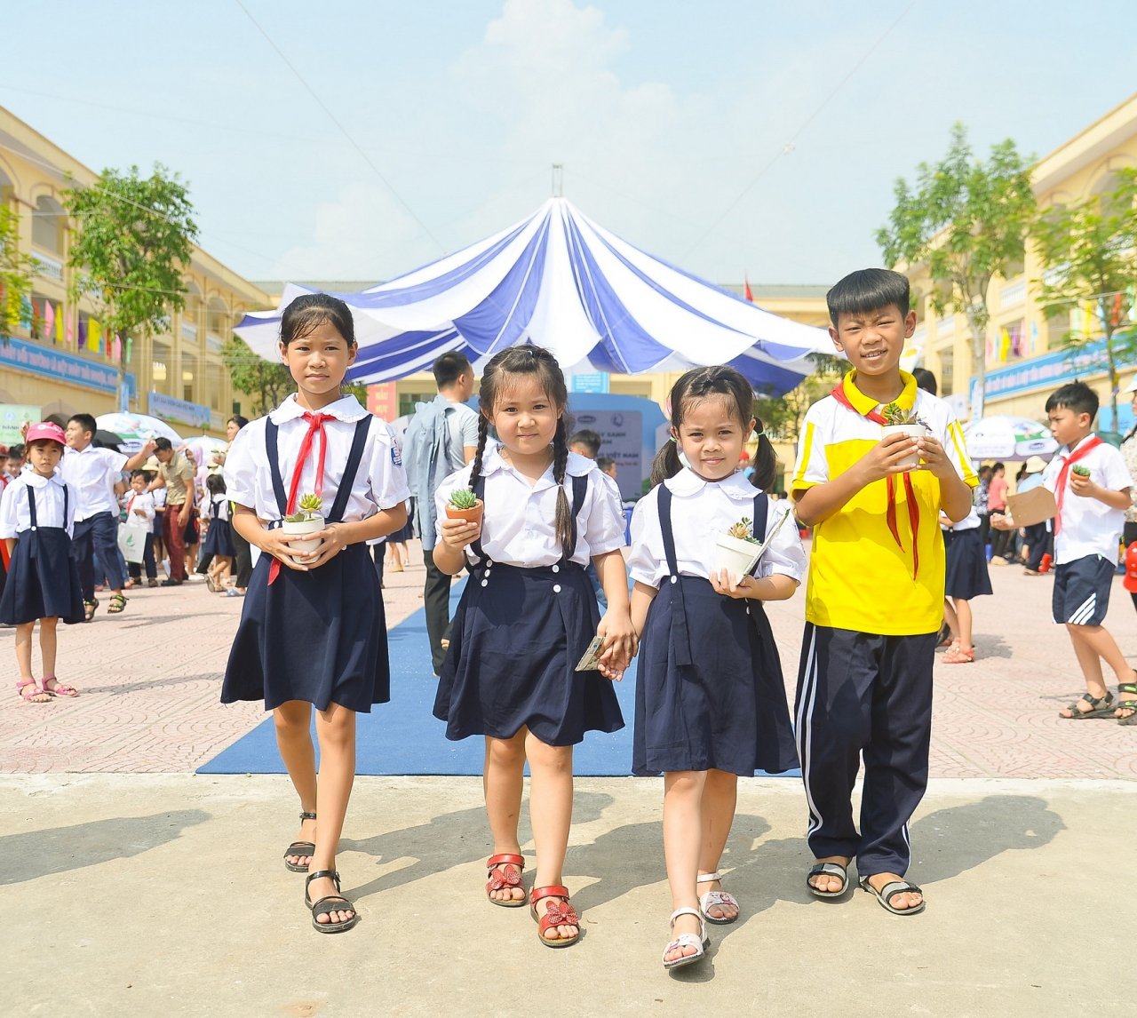 sua-hoc-duong-gop-phan-cai-thien-the-trang-cua-tre-em-viet-nam