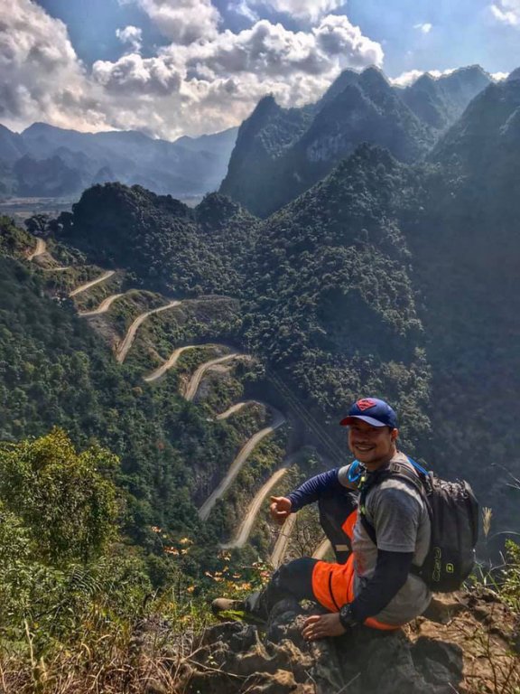 Uốn lượn 14 tầng cao vút, đến hội phượt thủ lâu năm cũng phải dè chừng