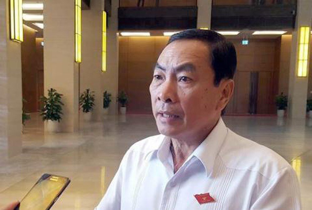 ĐBQH Phạm Văn Hòa.