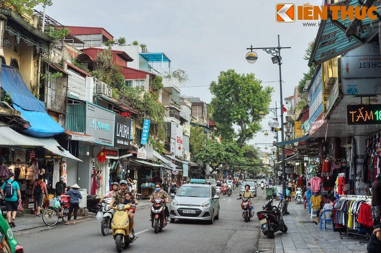 Điều bất ngờ ít người biết về tên gọi phố Hàng Ngang
