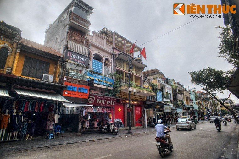 Điều bất ngờ ít người biết về tên gọi phố Hàng Ngang