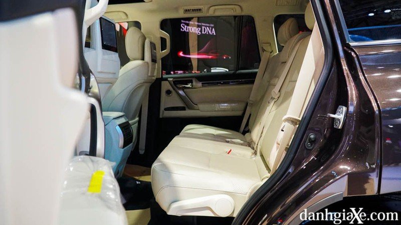 Lexus GX460 2020 chốt giá bán từ 5,69 tỷ đồng
