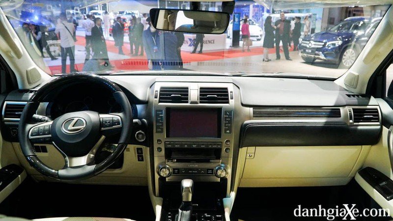 Lexus GX460 2020 chốt giá bán từ 5,69 tỷ đồng