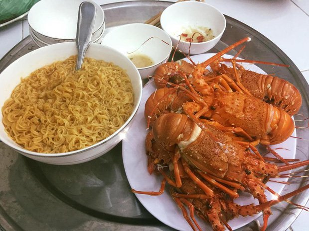 Đố tìm được ai sáng tạo hơn cư dân mạng Việt: mỗi cái chuyện ăn mì mà cũng nghĩ ra 7749 kiểu từ giản dị cho đến 