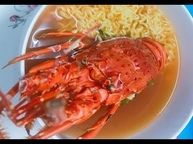 Đố tìm được ai sáng tạo hơn cư dân mạng Việt: mỗi cái chuyện ăn mì mà cũng nghĩ ra 7749 kiểu từ giản dị cho đến 
