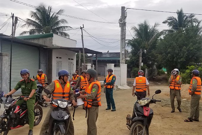 bao-so-5-ap-sat-dat-lien-quang-ngai-khanh-hoa-hang-van-nguoi-dan-duoc-so-tan