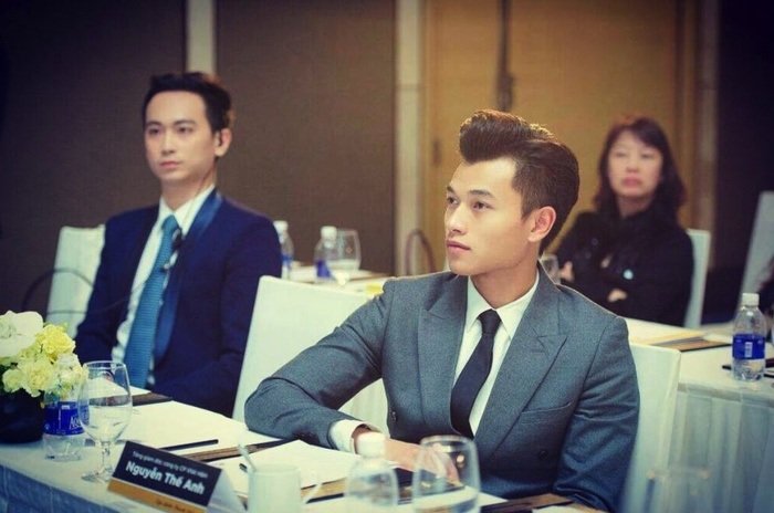 Chân dung thiếu gia Thế Anh