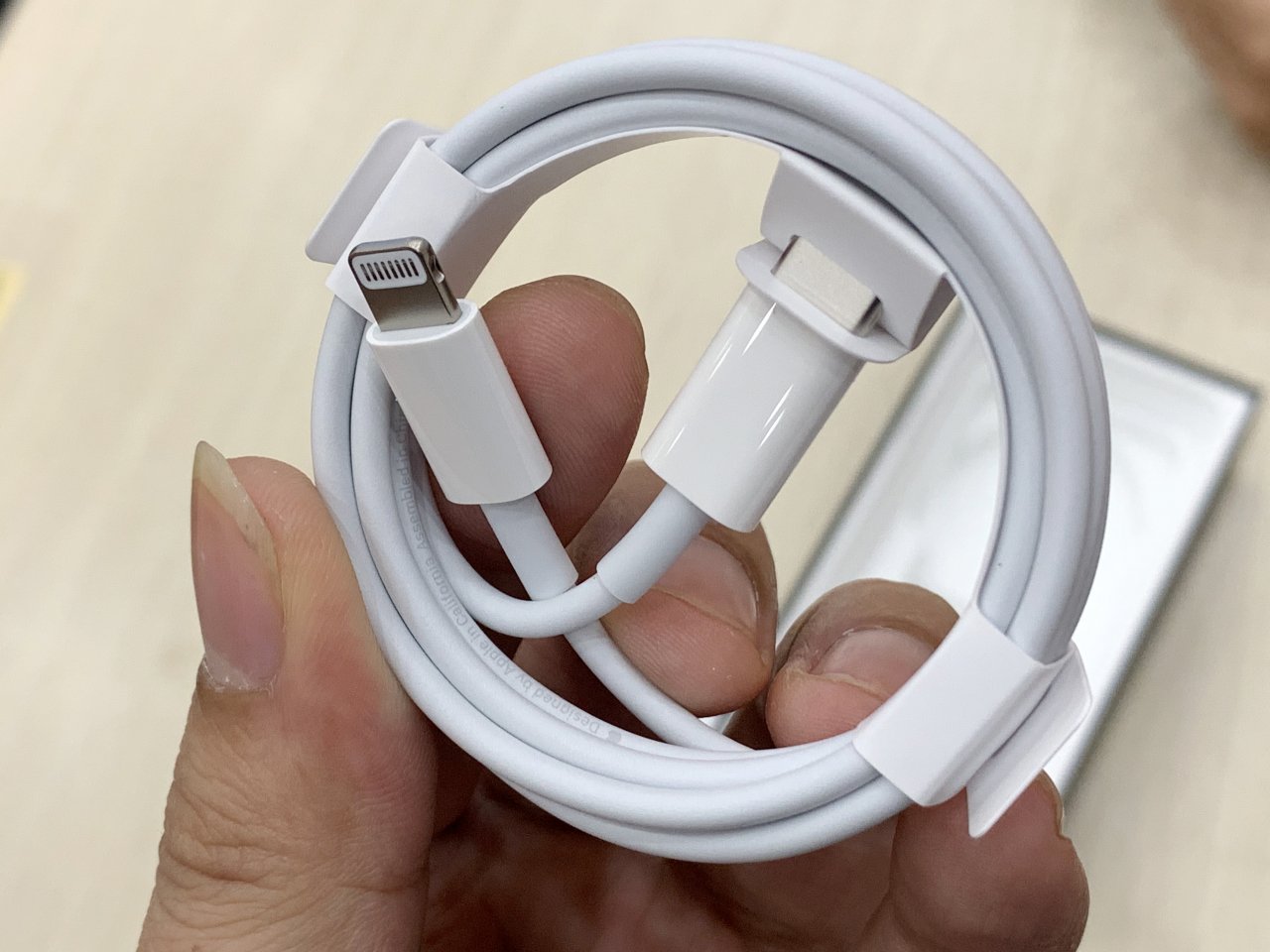 'Đập hộp' series iPhone 11 chính hãng Việt Nam