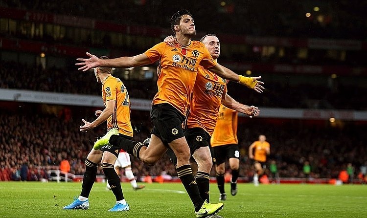Arsenal lại chia điểm dù dẫn trước ở Ngoại hạng Anh