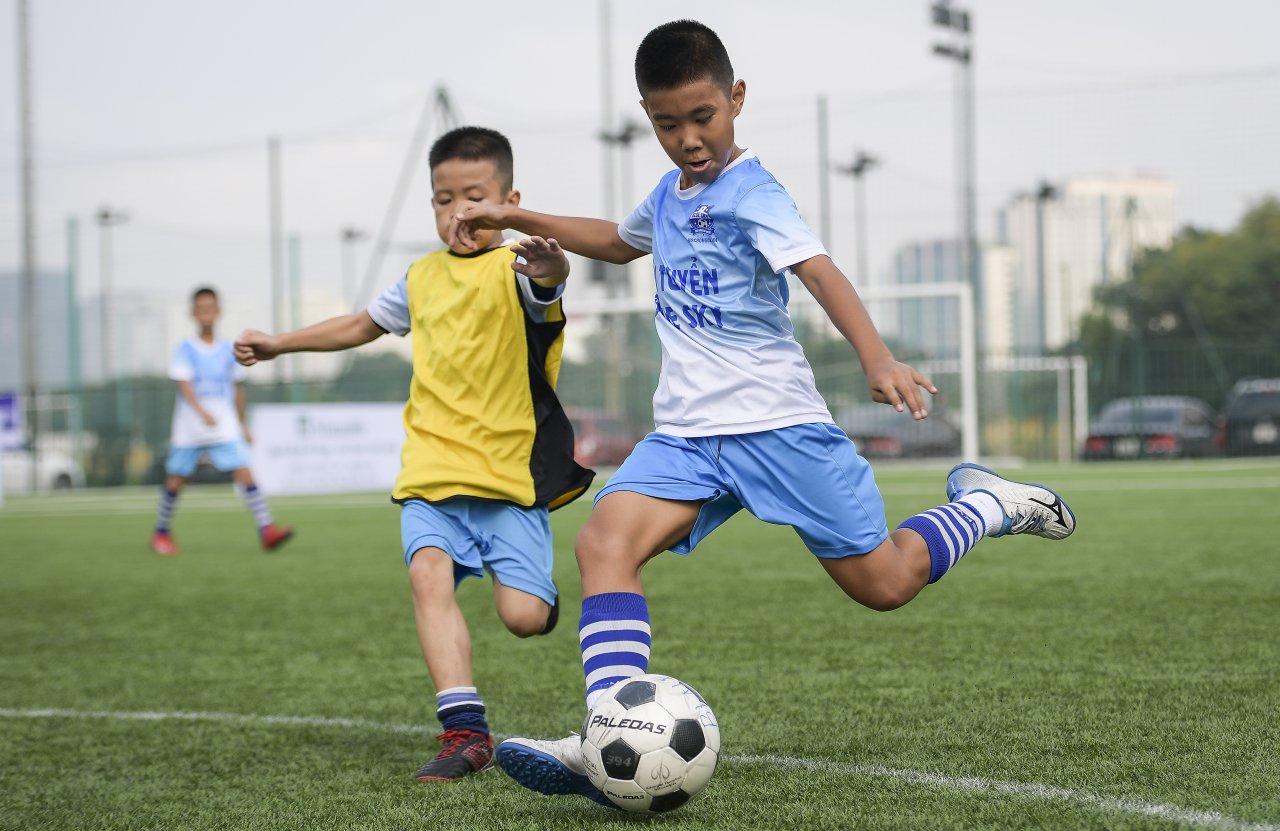 56-doi-bong-nhi-tranh-tai-nay-lua-trong-khuon-kho-giai-bong-da-blue-sky-championship-2019