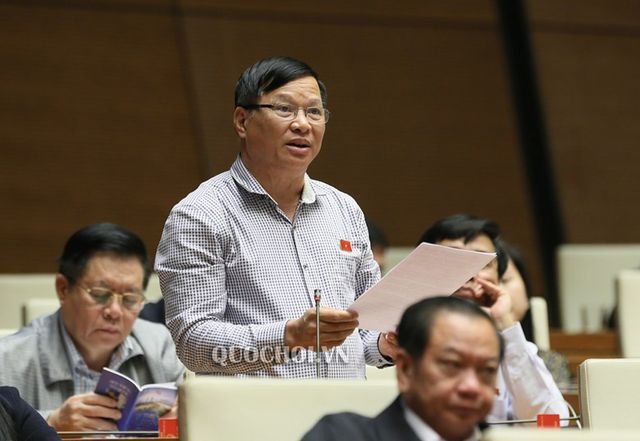 Đại biểu Trần Văn Tiến.