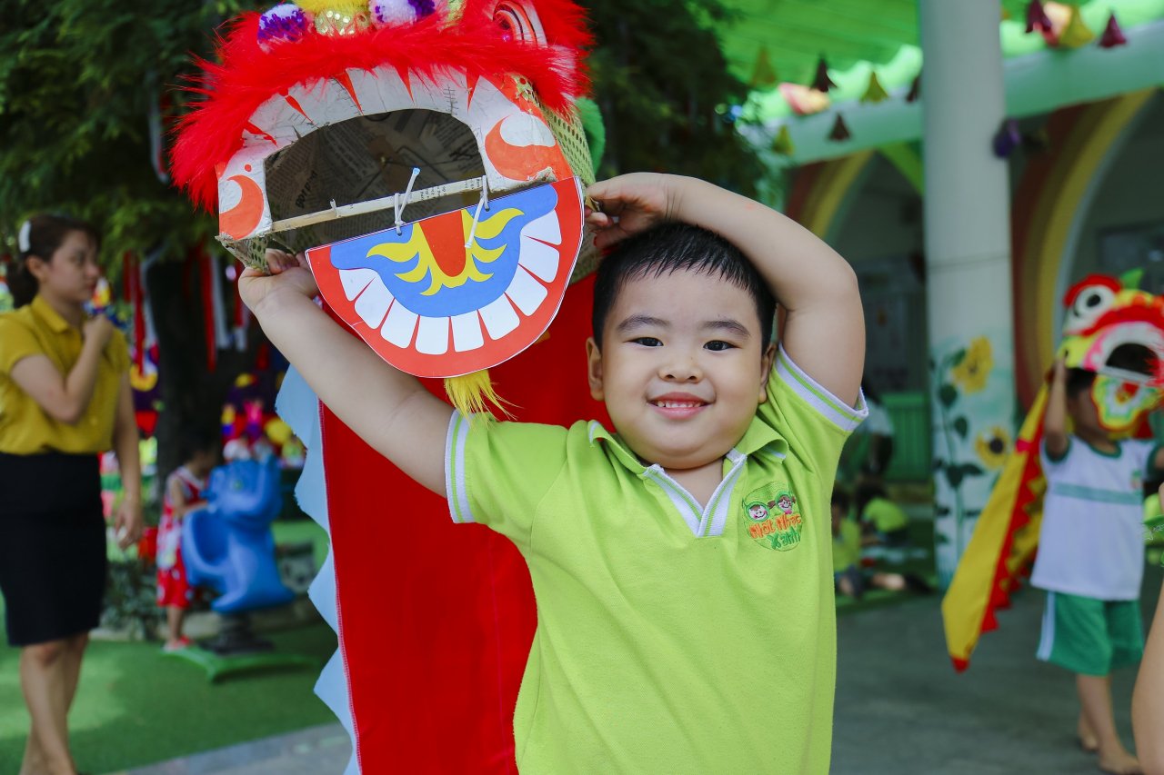 3hanh-trinh-13-nam-cua-chuong-trinh-sua-hoc-duong-va-nhung-trai-ngot