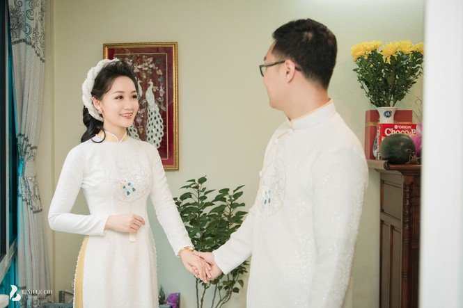 mc-thoi-su-tre-nhat-vtv-bat-mi-ve-chong-sap-cuoi