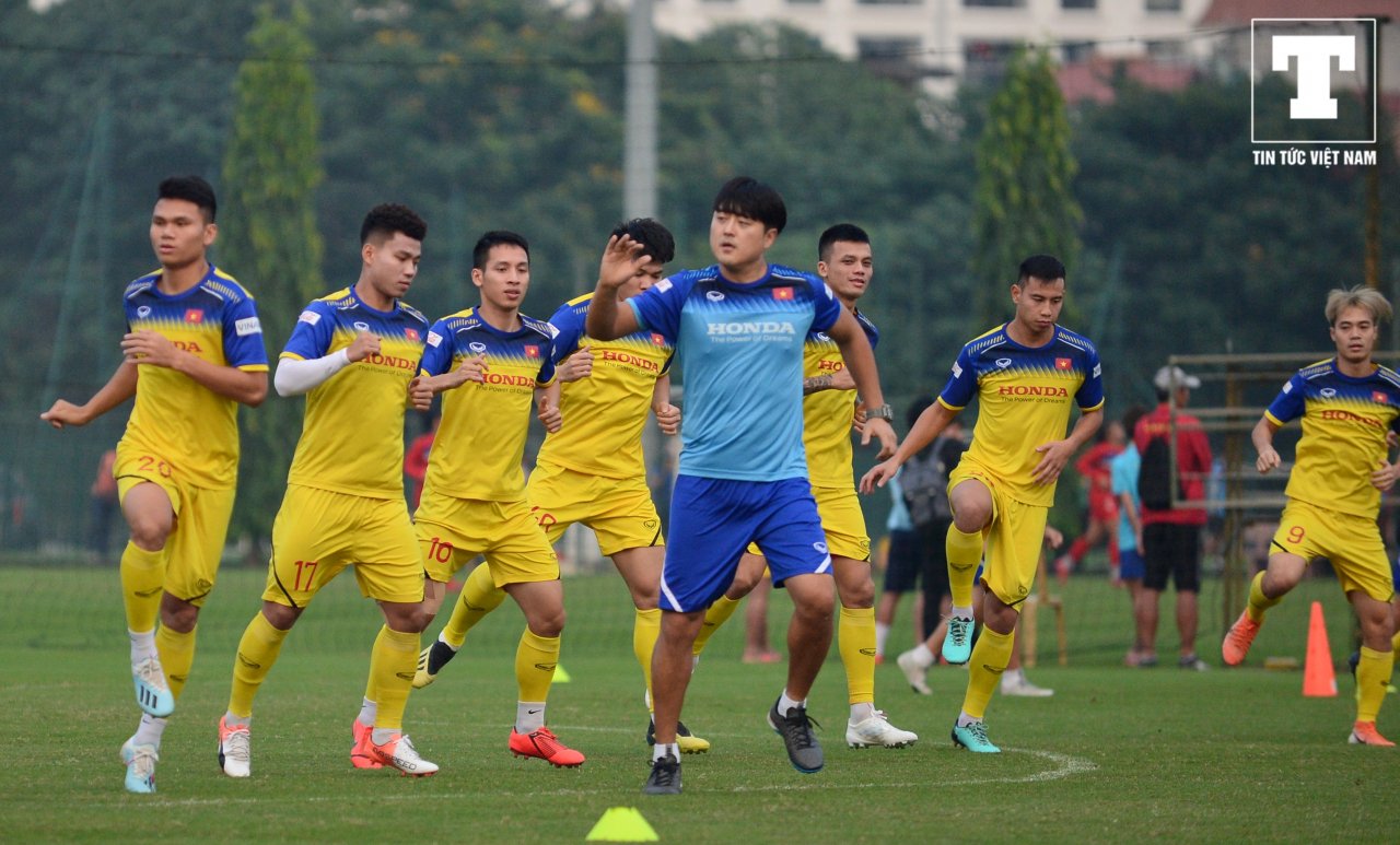 van-toan-can-loi-vi-huong-dan-mai-huy-hung-deu-khong-hieu