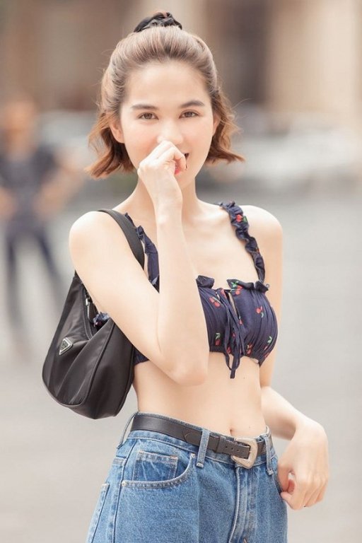 Ngọc Trinh thả thính: