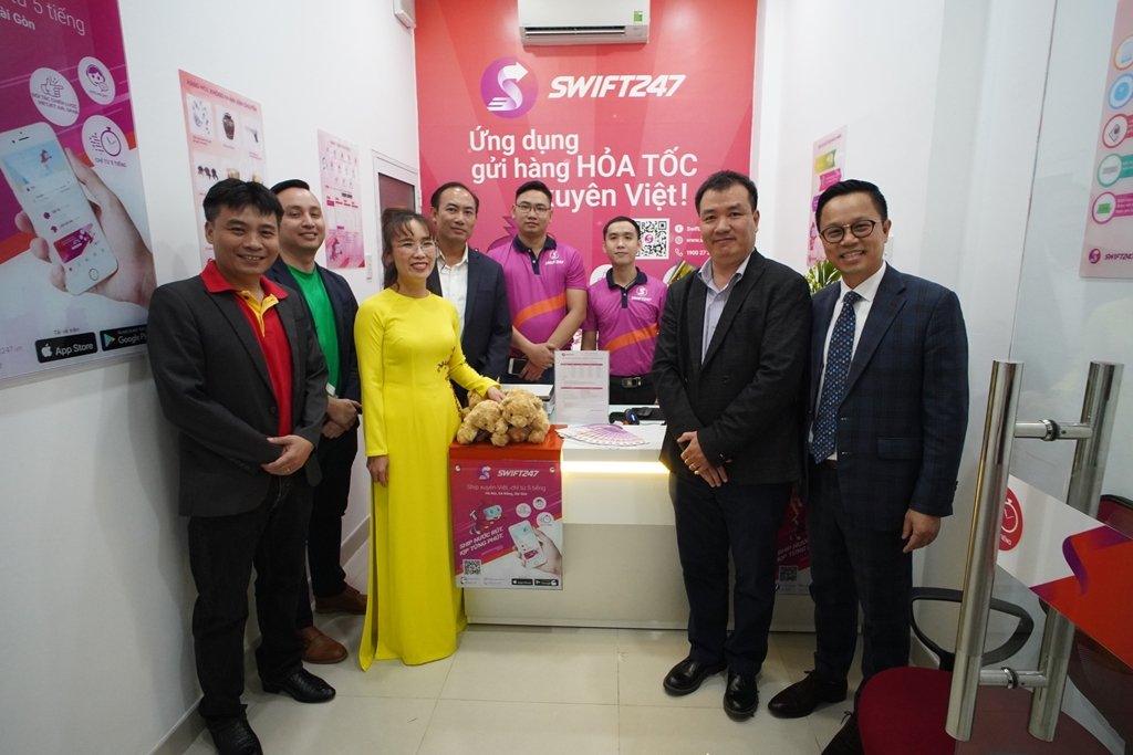 swift247-gioi-thieu-dich-vu-chuyen-phat-sieu-toc-tai-da-nang