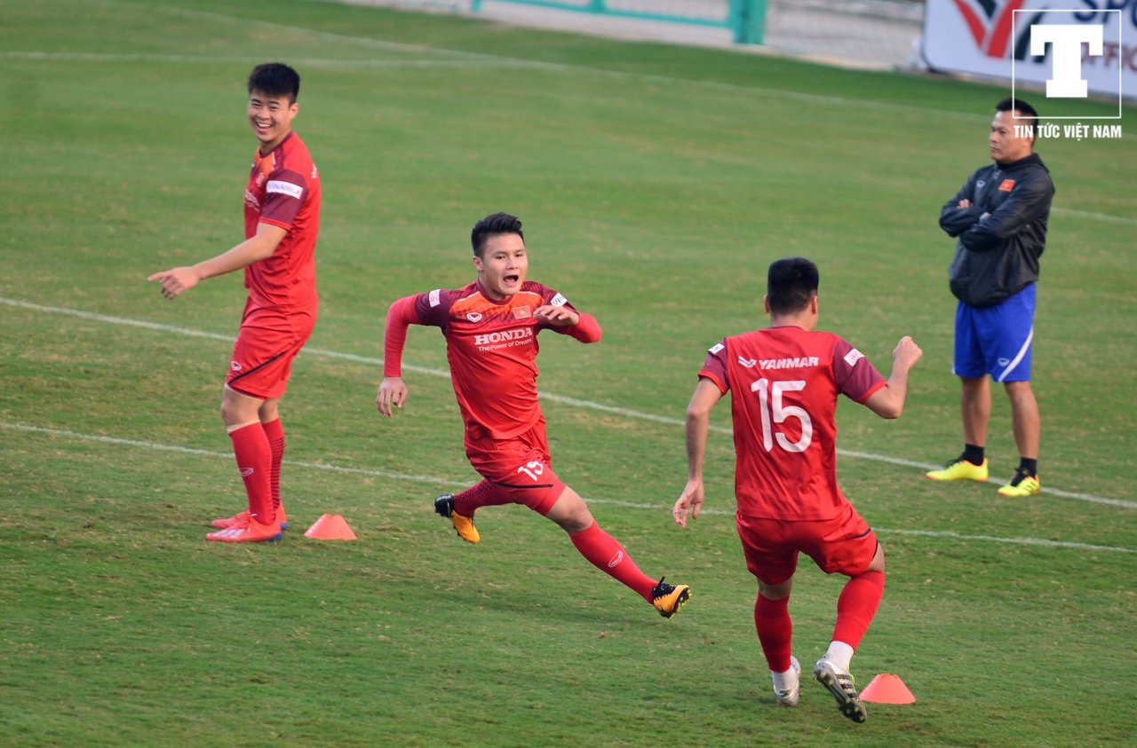 van-toan-bi-hong-duy-ep-khong-con-cho-dung-cong-phuong-nhanh-chan-giai-cuu-ban-than