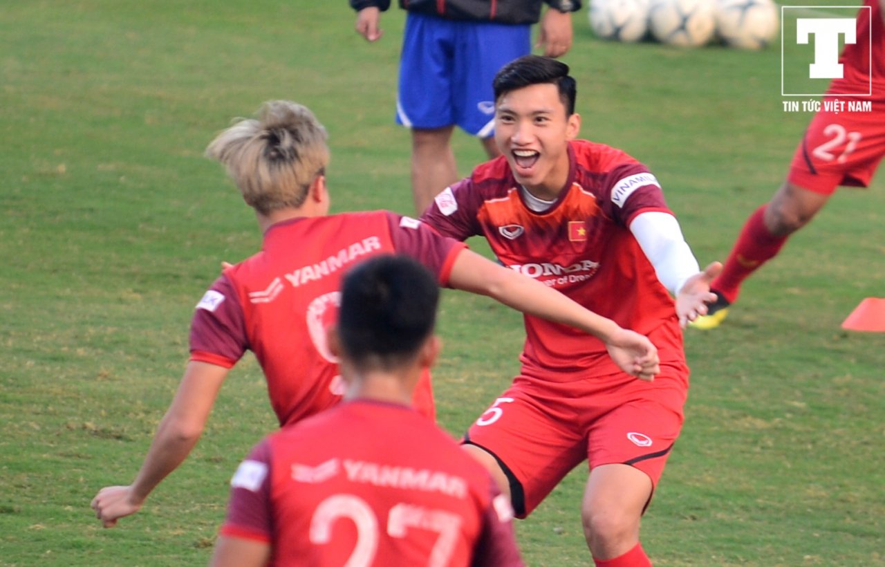 van-toan-bi-hong-duy-ep-khong-con-cho-dung-cong-phuong-nhanh-chan-giai-cuu-ban-than