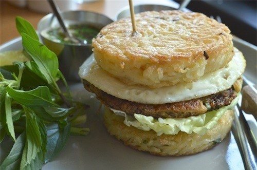 Không ngờ phở Việt lại có những biến tấu lạ đời đến vậy