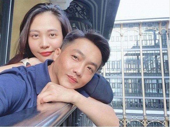 Vợ chồng Cường Đô la tình bể tình trong chuyến đi phượt Lào Cai. 