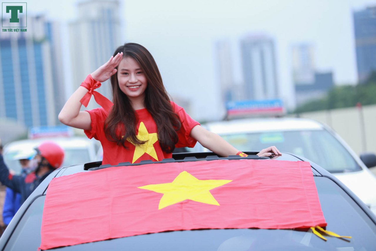 nu-co-dong-vien-xinh-dep-den-svd-my-dinh-co-vu-doi-tuyen-viet-nam