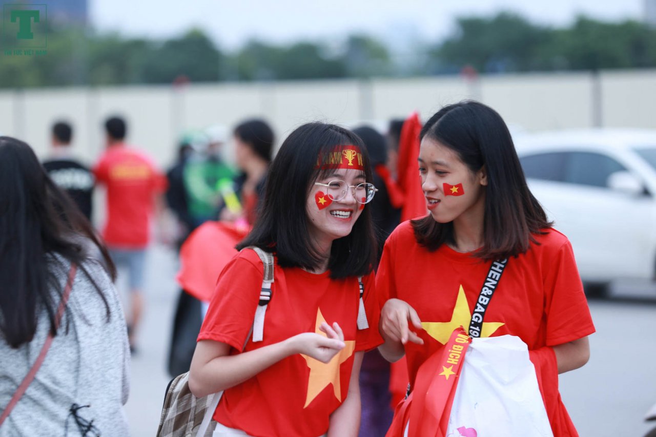 nu-co-dong-vien-xinh-dep-den-svd-my-dinh-co-vu-doi-tuyen-viet-nam
