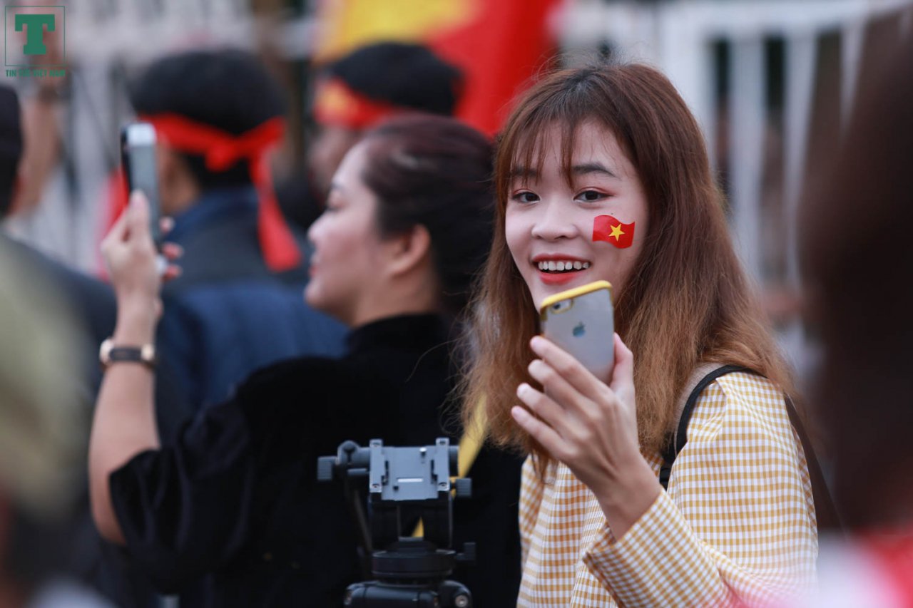 nu-co-dong-vien-xinh-dep-den-svd-my-dinh-co-vu-doi-tuyen-viet-nam