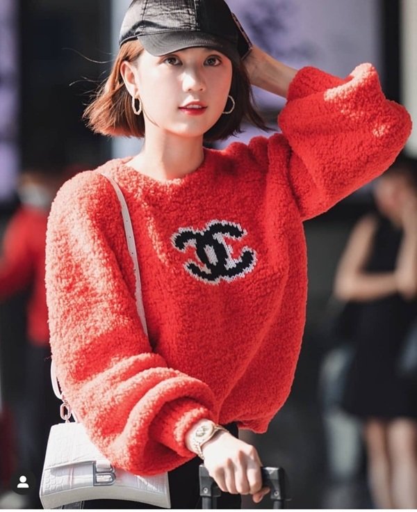 Ngọc Trinh lại triết lý: 