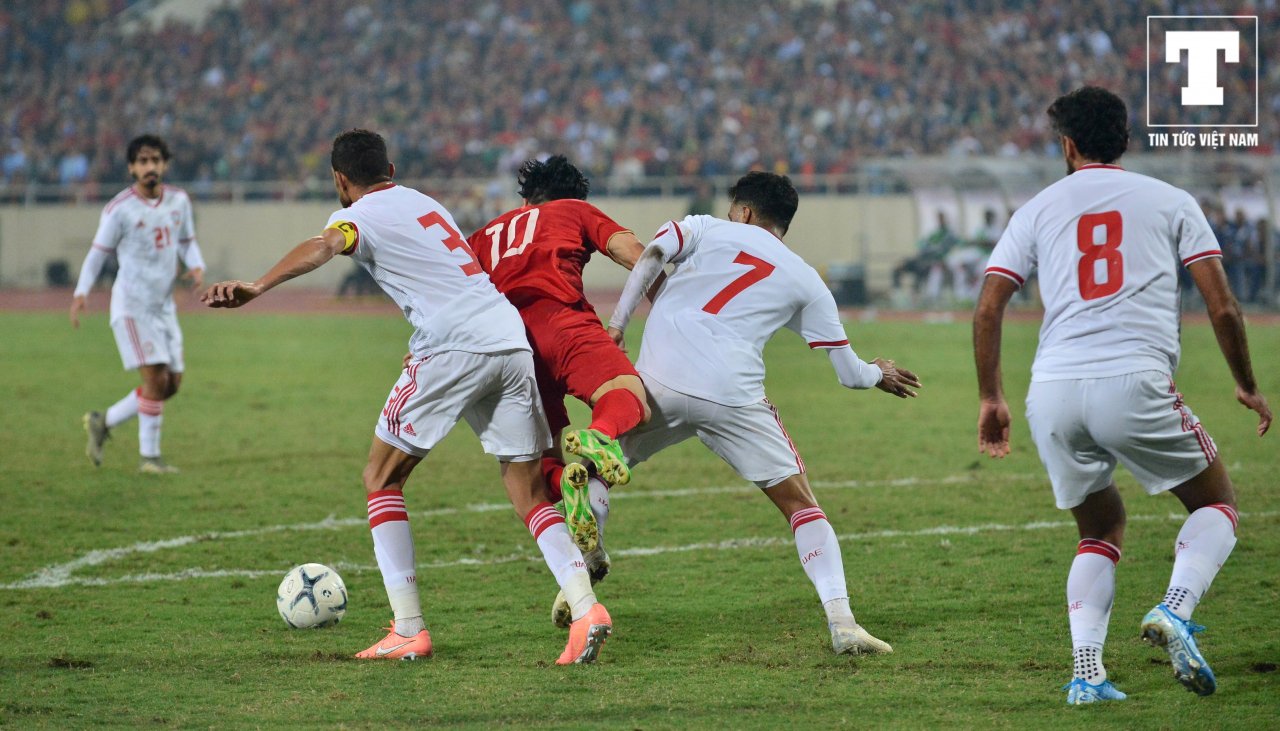 khien-hang-thu-uae-kho-so-tu-khi-vao-san-cdv-van-tim-ra-chi-tiet-che-cong-phuong-lua-90-trieu-dan-viet-nam