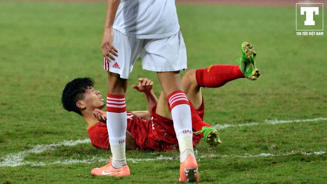khien-hang-thu-uae-kho-so-tu-khi-vao-san-cdv-van-tim-ra-chi-tiet-che-cong-phuong-lua-90-trieu-dan-viet-nam