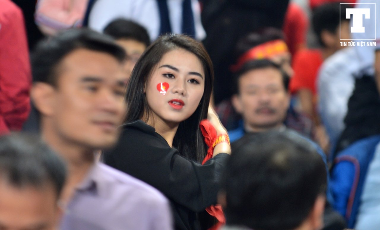 loi-que-huong-at-tieng-ken-tieng-ken-vuvuzela-tai-chao-lua-my-dinh