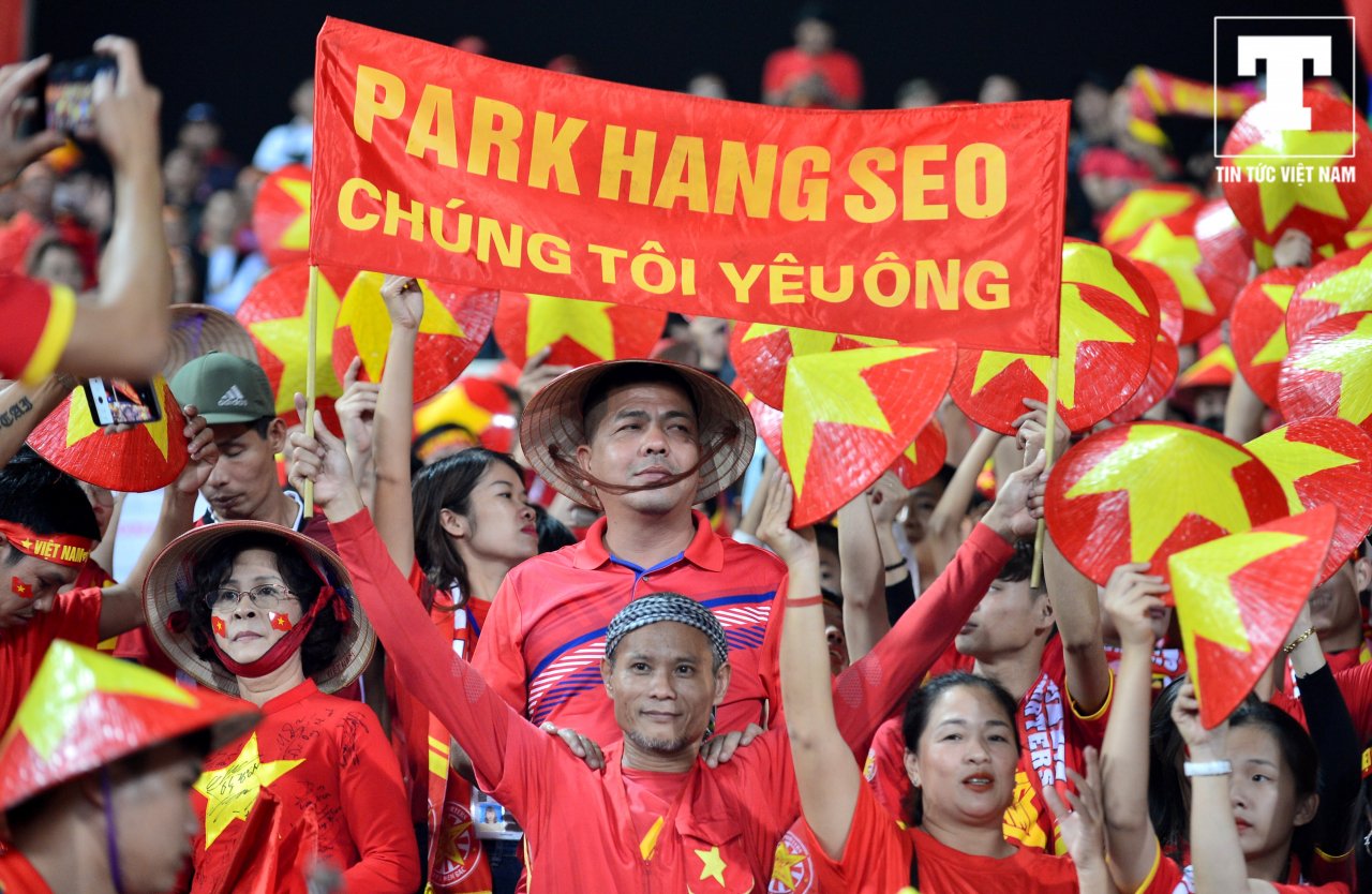 loi-que-huong-at-tieng-ken-tieng-ken-vuvuzela-tai-chao-lua-my-dinh