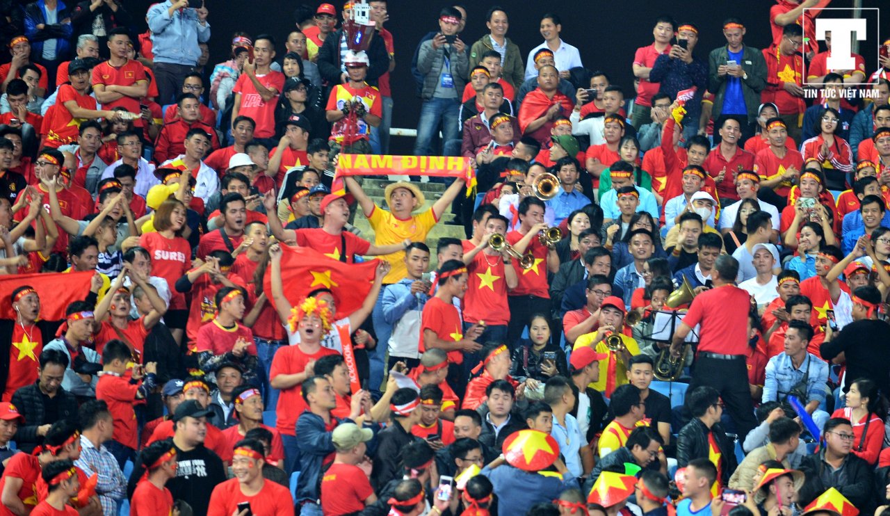 loi-que-huong-at-tieng-ken-tieng-ken-vuvuzela-tai-chao-lua-my-dinh
