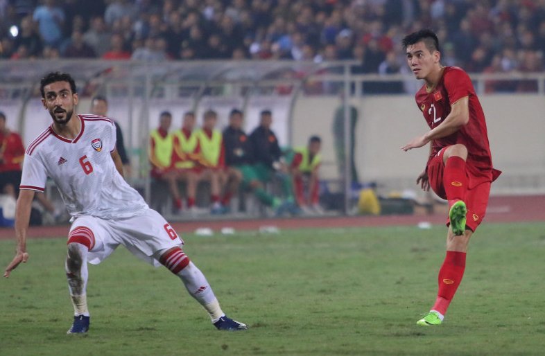 nhung-hinh-anh-nay-cho-thay-tai-sao-tien-linh-duoc-thay-park-khen-la-tai-nang-tre-trien-vong-nhat-bong-da-viet-nam