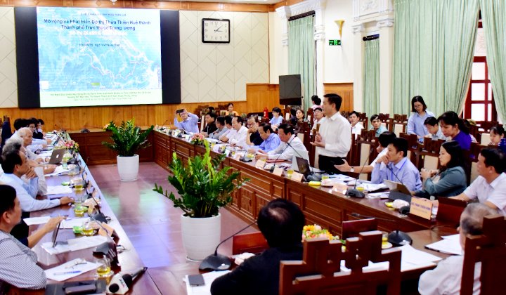 thua-thien-hue-tim-giai-phap-xay-dung-tinh-nay-tro-thanh-do-thi-di-san-thanh-pho-truc-thuoc-trung-uong