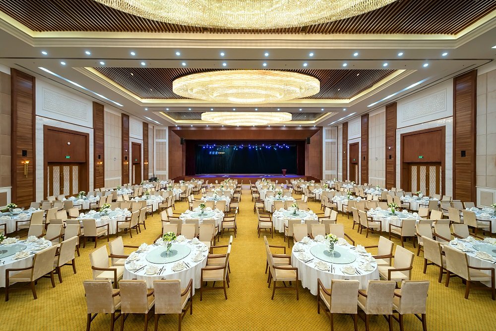 he-thong-flc-hotels-resorts-so-huu-nhieu-loi-the-de-tro-thanh-dia-diem-ly-tuong-to-chuc-hoi-hop-cuoi-nam