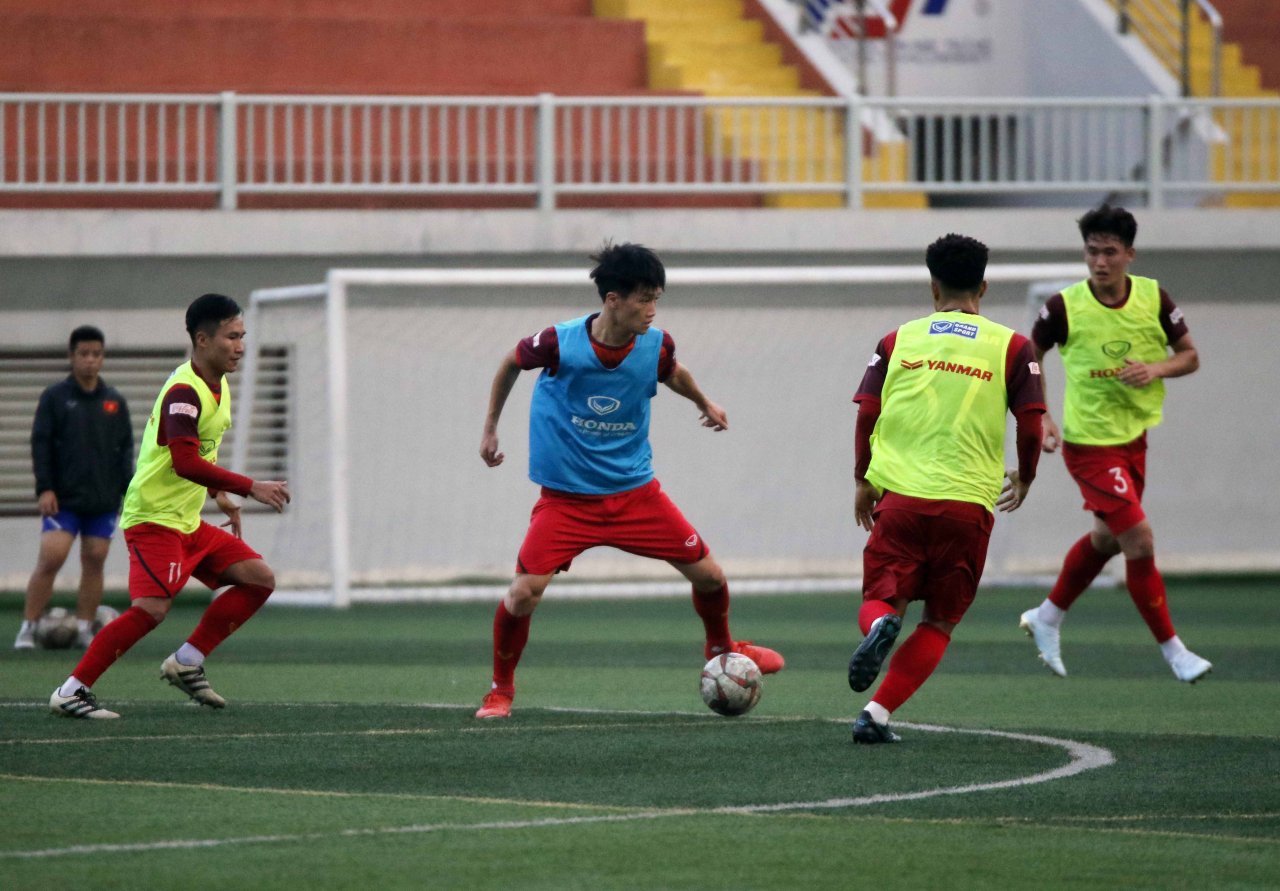 dt-u22-viet-nam-tap-luyen-trong-ngay-day-du-quan-so-san-sang-cho-chien-dich-san-vang-sea-games-30