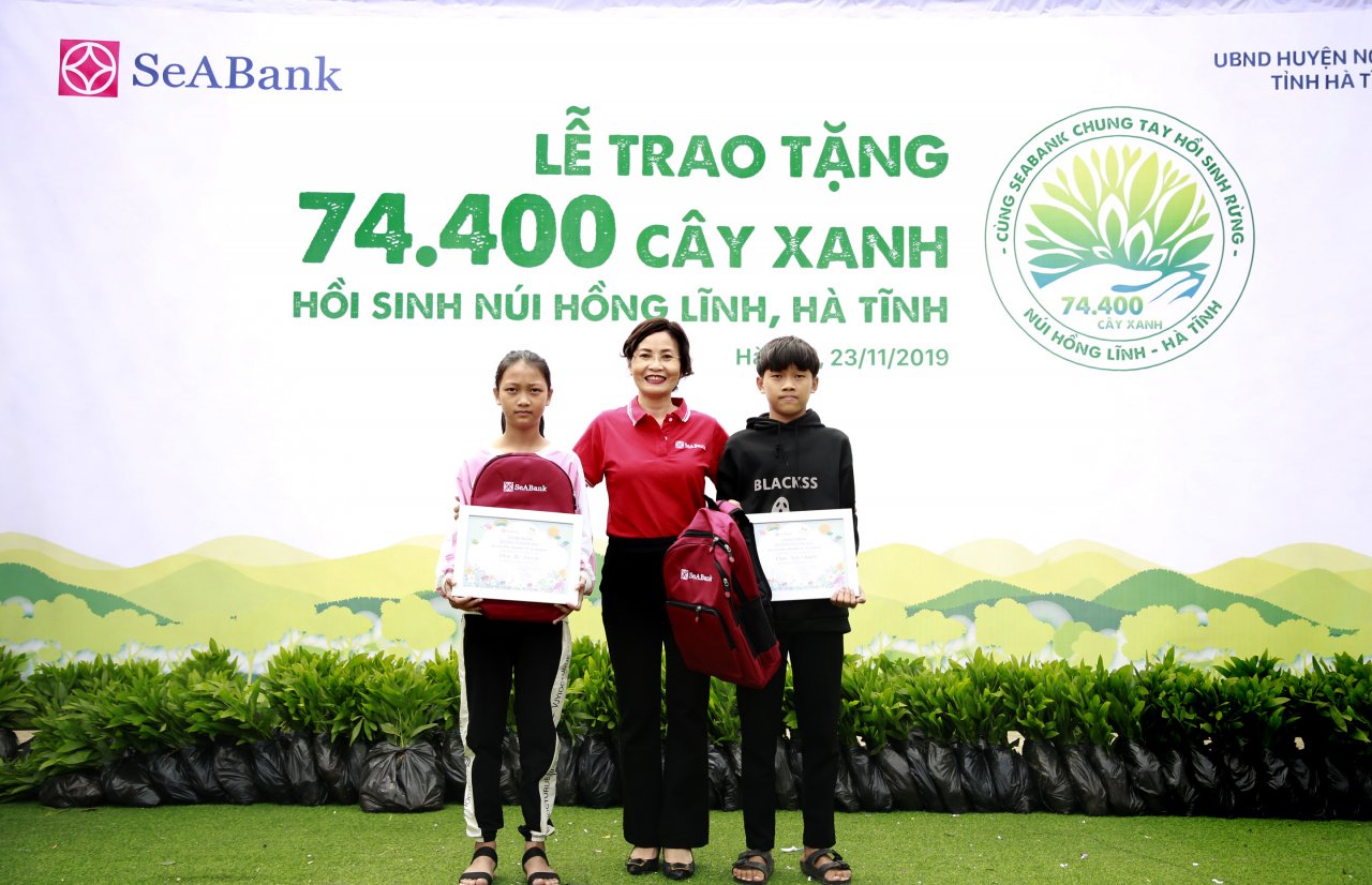 seabank-trao-tang-74400-cay-xanh-hoi-sinh-nui-hong-linh-ha-tinh