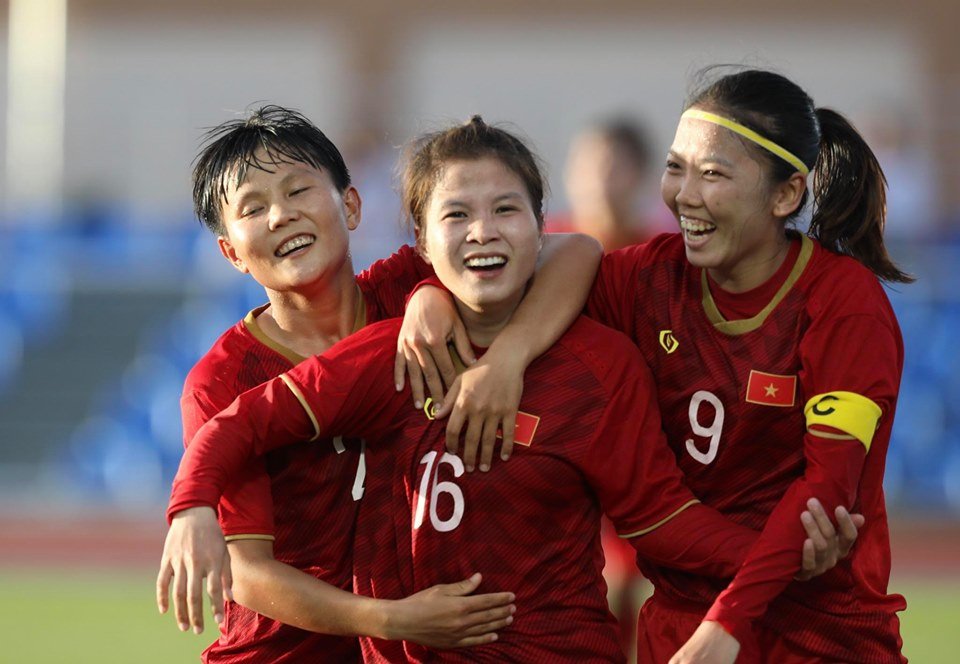 tuyen-nu-viet-nam-danh-roi-chien-thang-trong-tran-ra-quan-gap-thai-lan