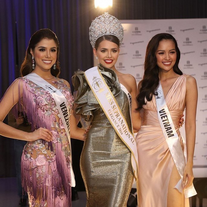 Ngọc Châu về nhì ở phần thi Thanh lịch tại Hoa hậu Siêu quốc gia 2019.